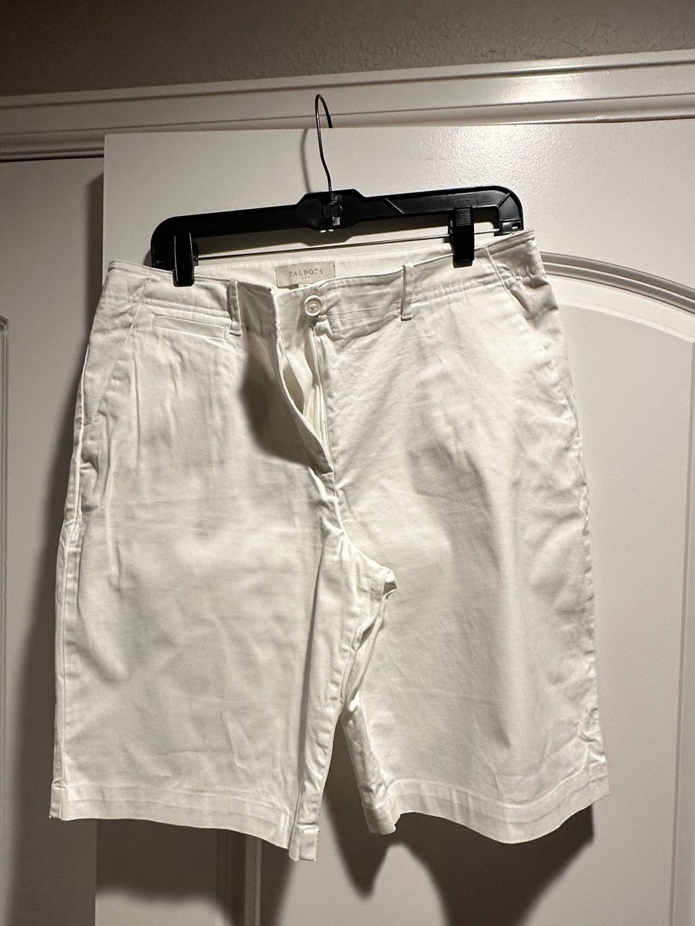 Talbots White Women's Cotton Bermuda Shorts
